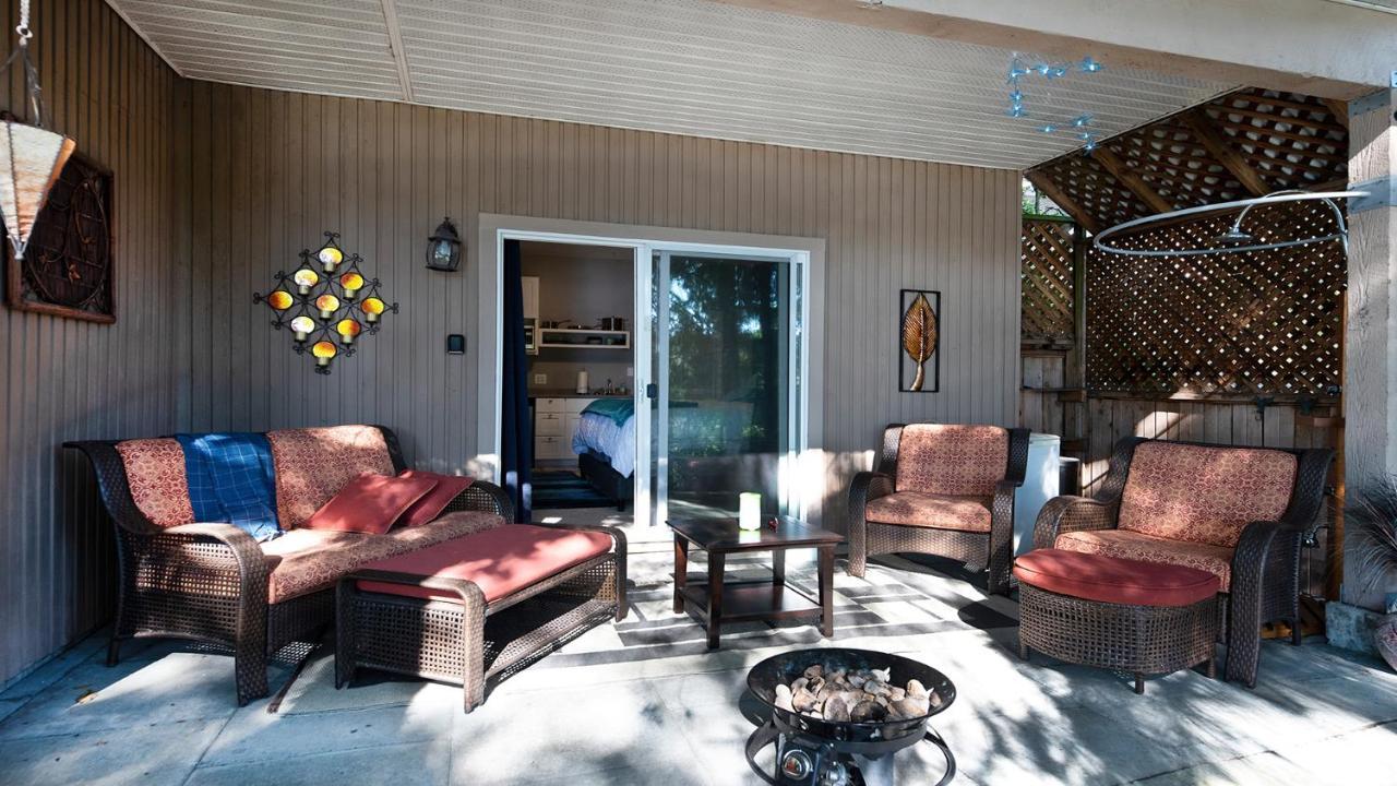 Willow Suite - Lakeside Retreat Victoria Extérieur photo